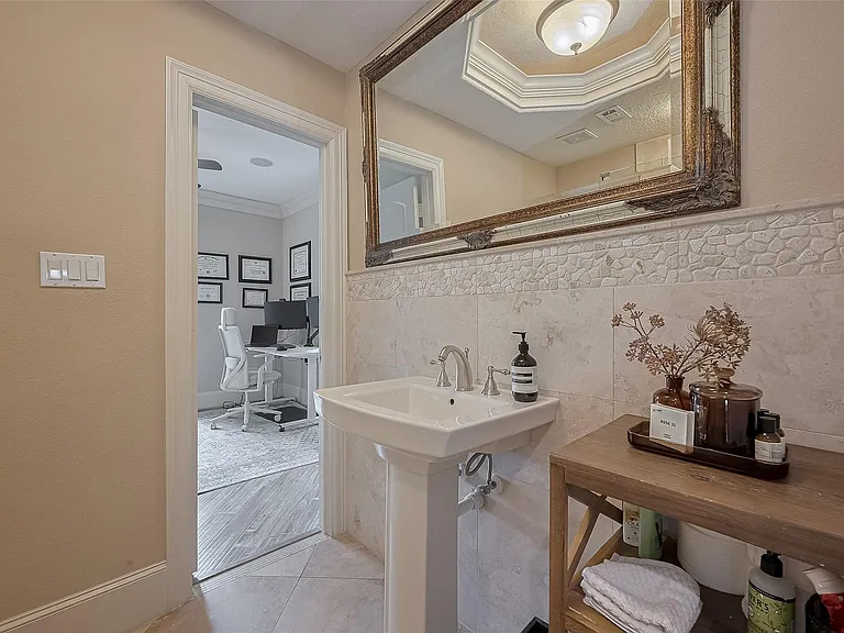 6419 Rodrigo St — Photo 7