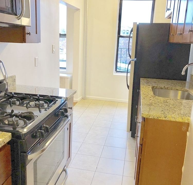 1st image of 4309 47th Ave APT 3C