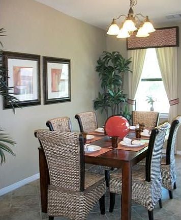 4th image of 1097 Twin Estates Dr