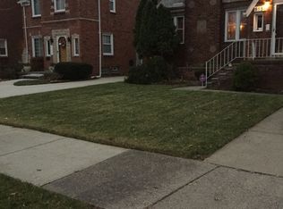6151 Grayton St, Detroit, MI 48224
