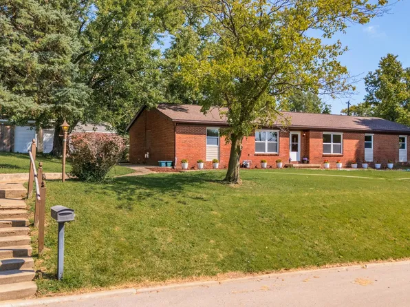 101 Tanner St, Bloomington, IL 61701