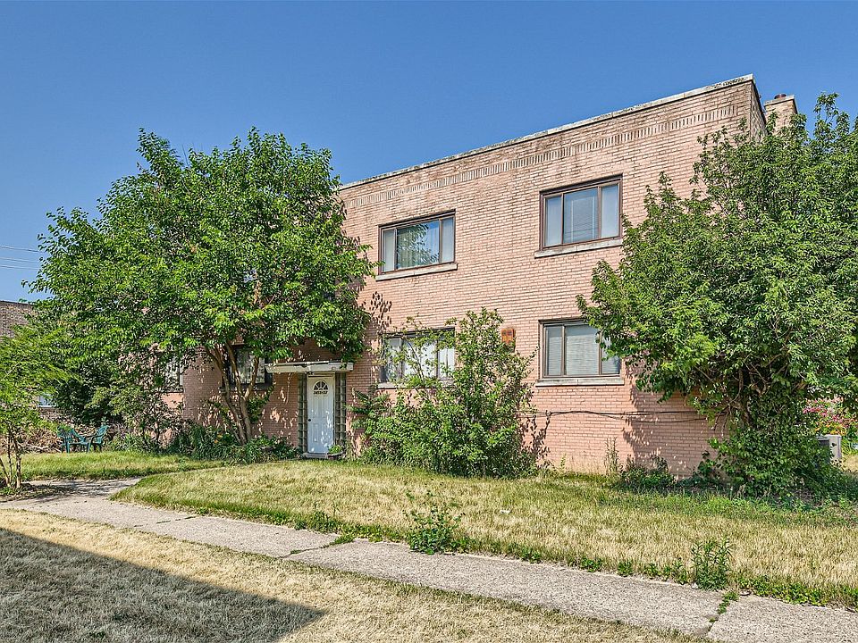 1st image of 2457 W Balmoral Ave #1S