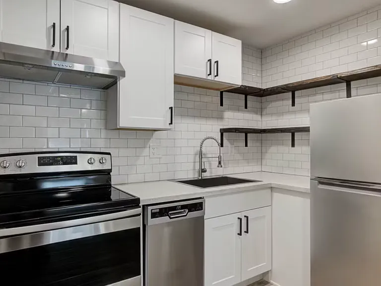 1606 E Catalina Dr #B — Photo 1