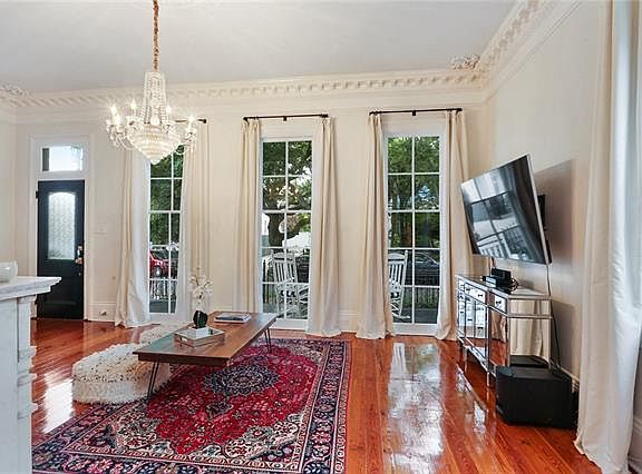 3rd image of 1017 Philip St