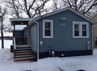 33666 N Lake Shore Dr, Grayslake, IL