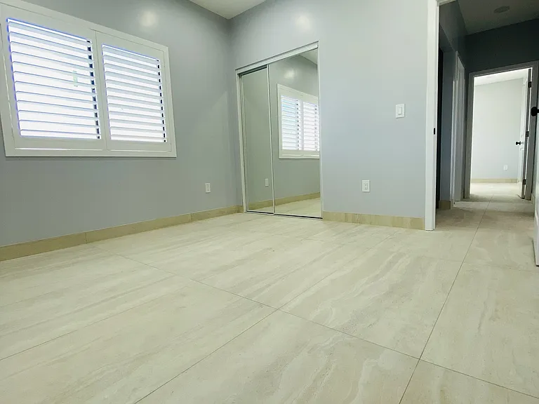 5373 Geneva Ave — Photo 11