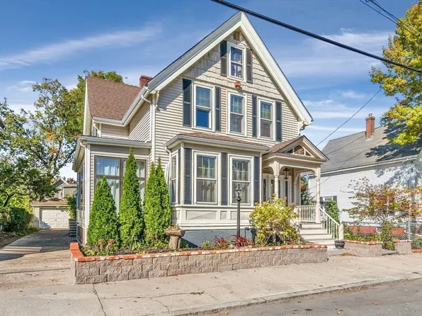56 New Park St, Lynn, MA 01905