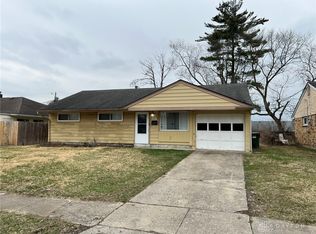 8811 Cabot Dr, Cincinnati, OH 45231