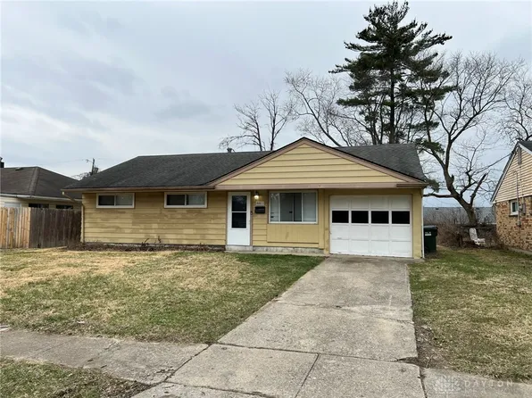 8811 Cabot Dr, Cincinnati, OH 45231