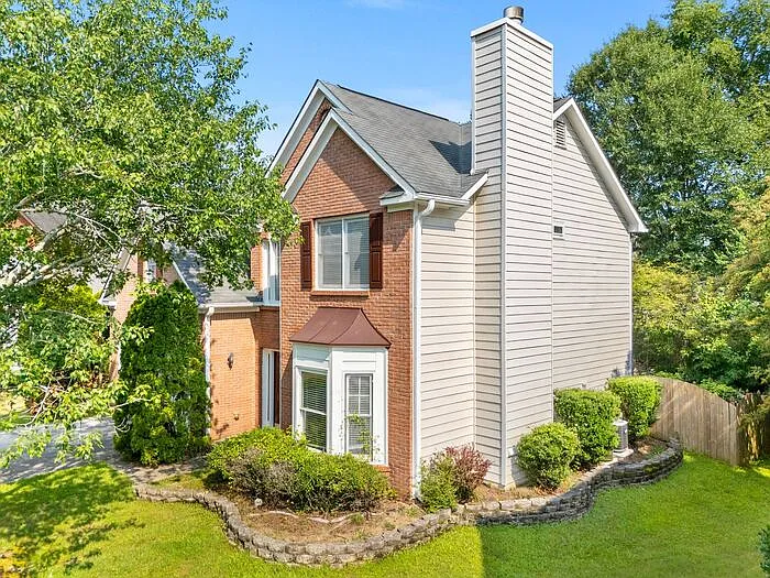 3485 Maple Terrace Dr — Photo 2