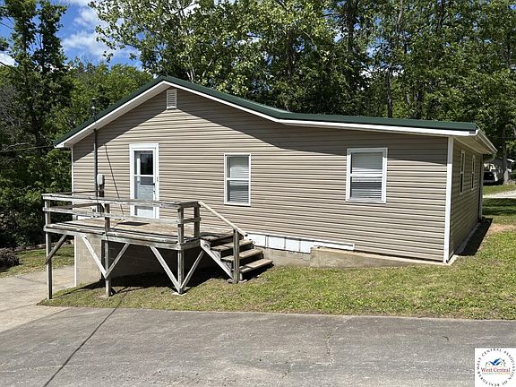 2nd image of 28921 Sleepy Hollow Ln