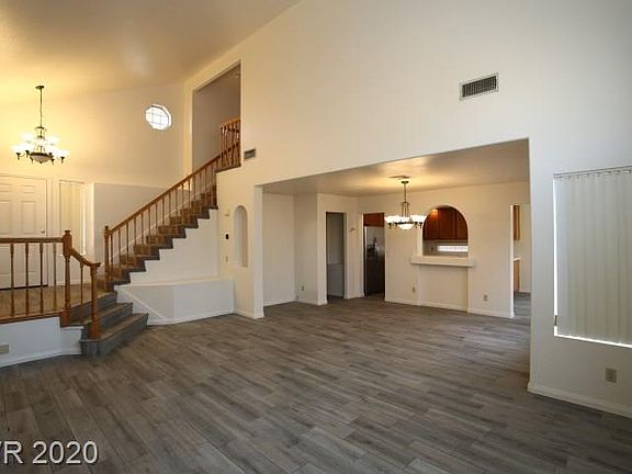 4th image of 8224 Bermuda Beach Dr