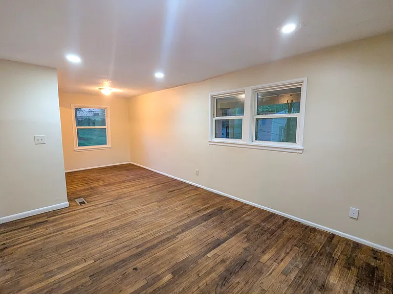 3054 Waters Rd SW — Photo 7