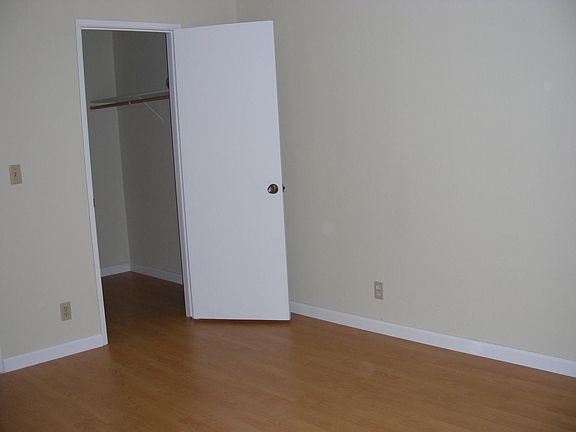 4th image of 3126 Albemar Ct