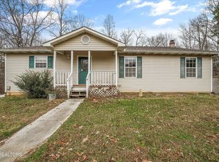 708 Water Oak Dr, Seymour, TN 37865