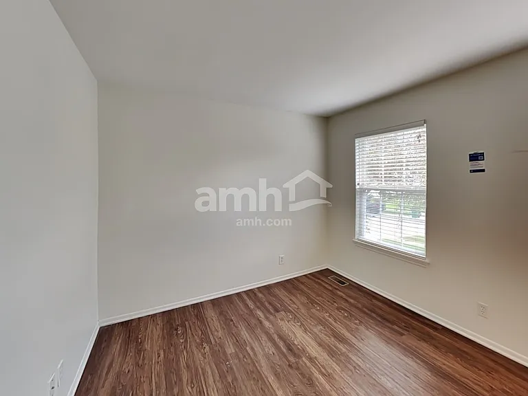 21744 W Knollwood Dr — Photo 25