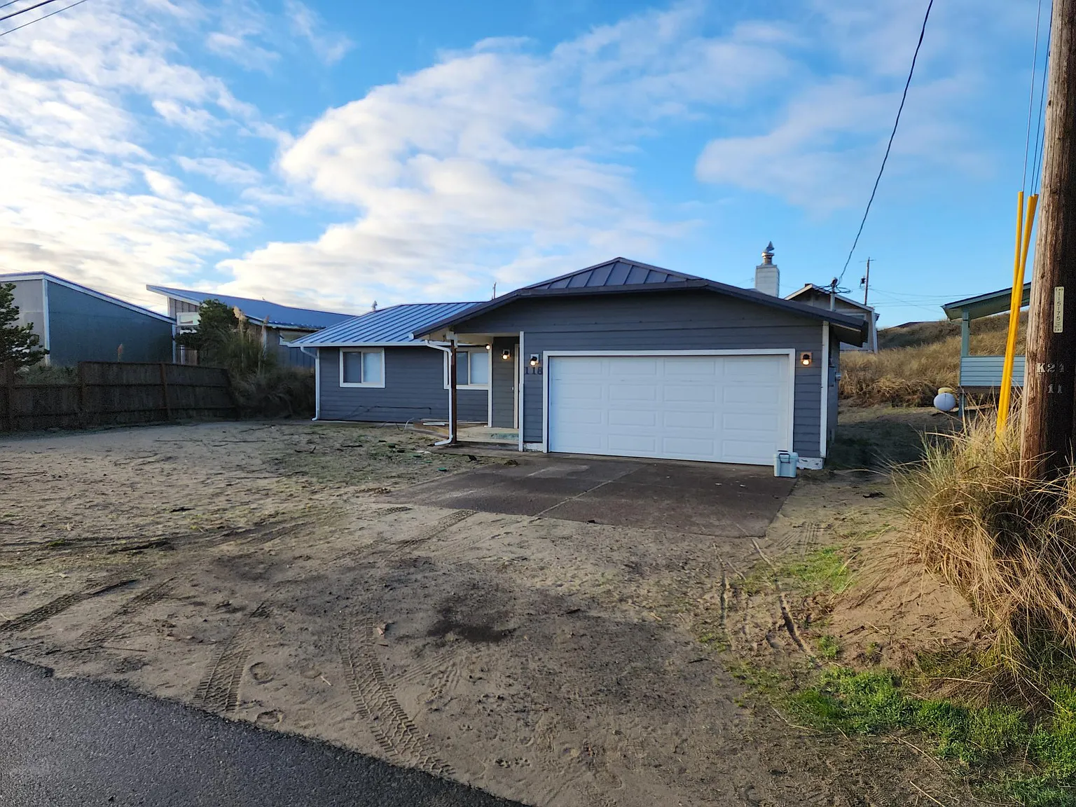 118 NW Sunset Way photo 1