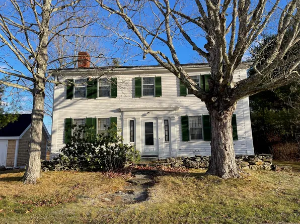 16 The Kings Highway, Newcastle, ME 04553