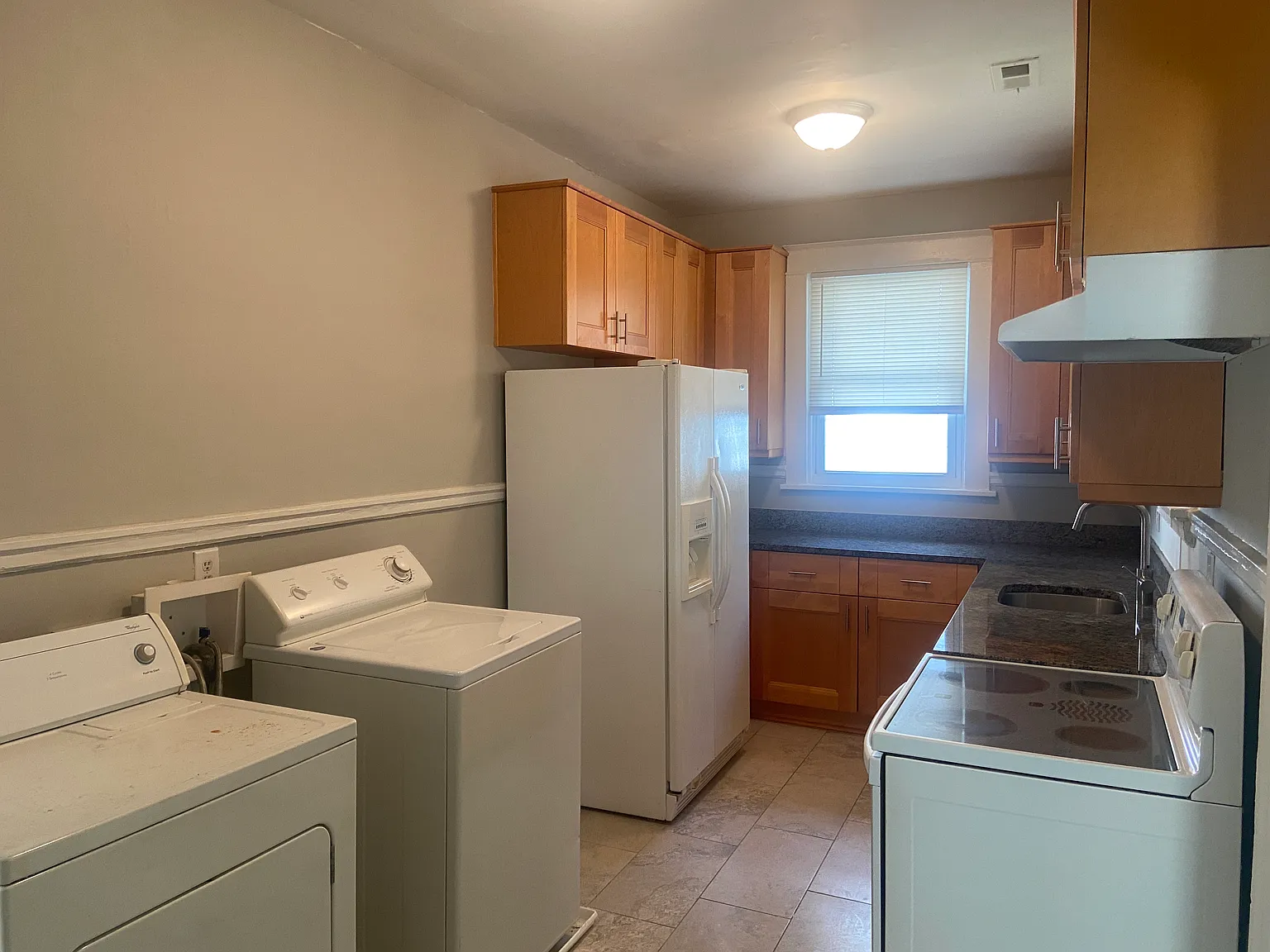 2 bed, 968 sqft, $1,250 — Photo 4