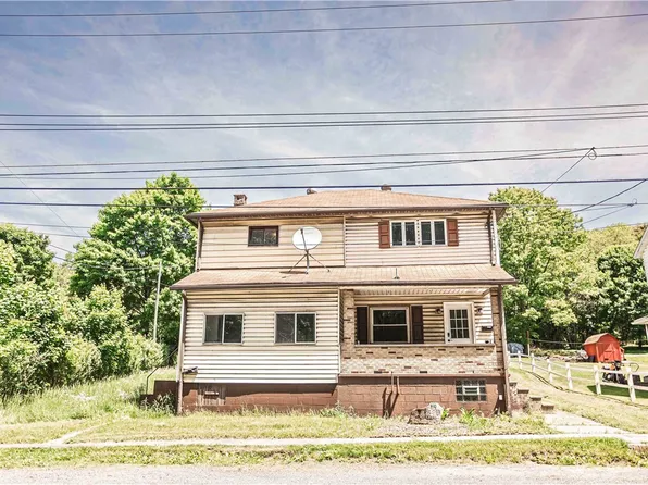 713 Railroad St #715, Windber, PA 15963
