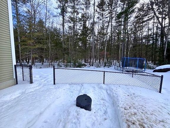 3rd image of 9 Jay Way