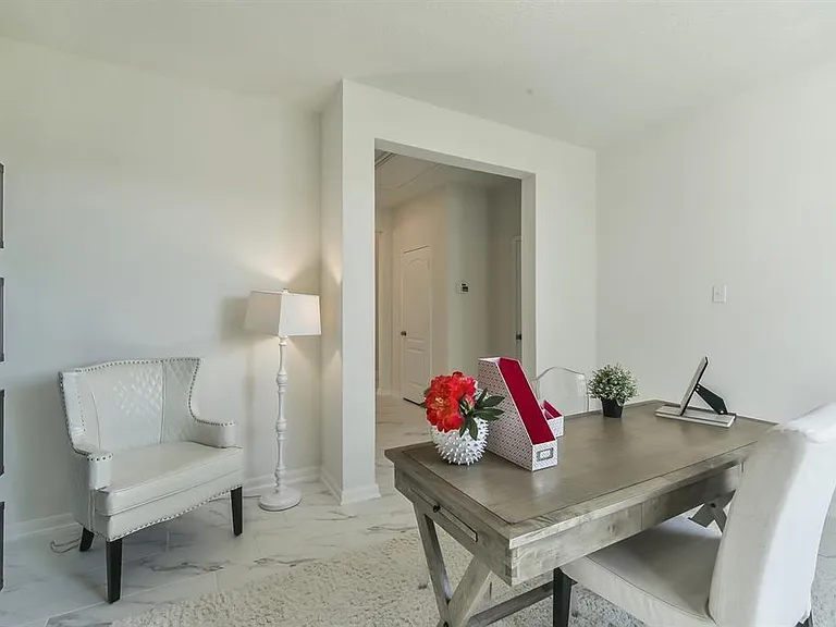 25206 Farmdale Ln — Photo 13