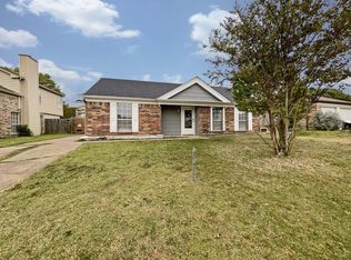 3749 Farm Field Ln, Fort Worth, TX 76137