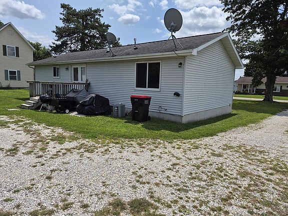 4th image of 503 E Hunt Ave