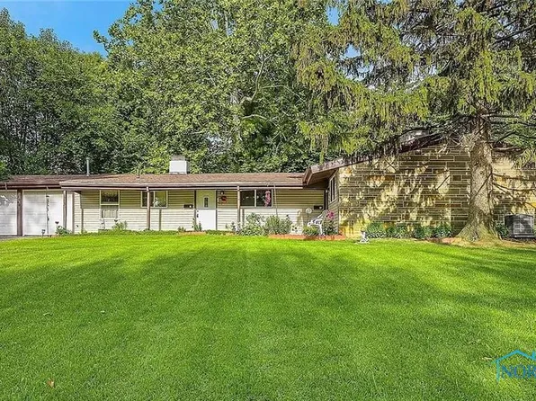 3040 E Lincolnshire Blvd, Toledo, OH 43606