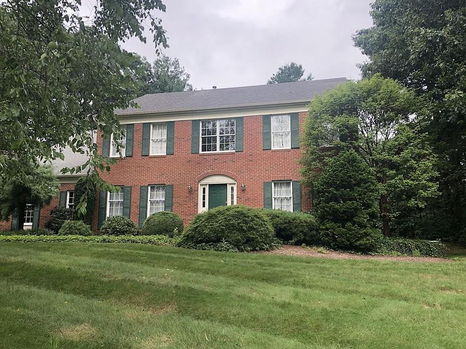 1st image of 58 Charles River Dr