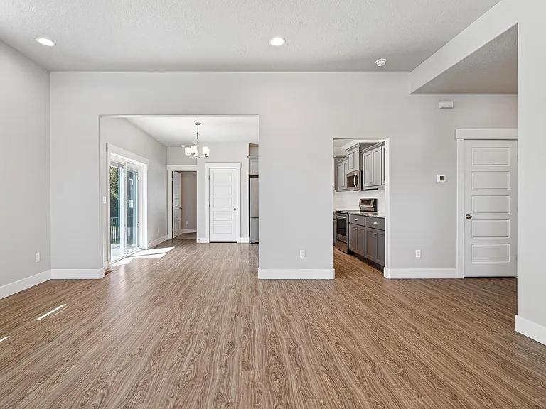 635 S Tylee Way — Photo 33