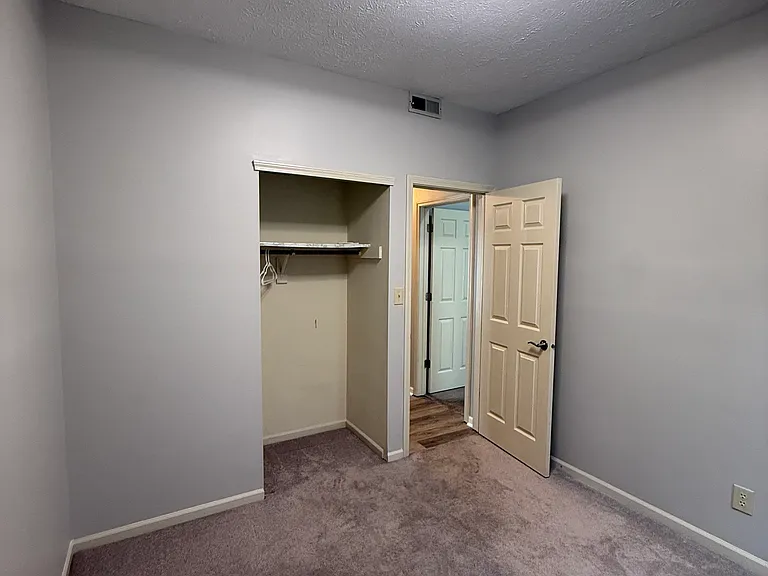 6641 Sunloch Ct #6641 — Photo 22