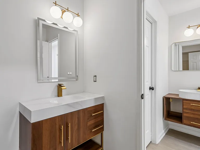 2280 Wellington Cir — Photo 11