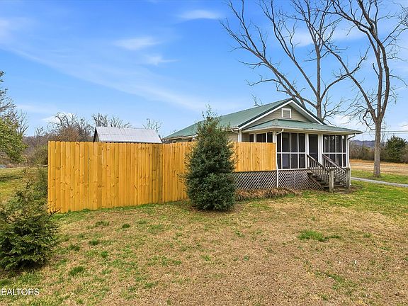 3rd image of 2036 Morganton Rd