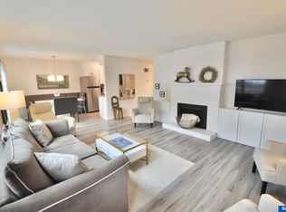 210 Lakewood Dr APT 2, Lincoln, NE 68510