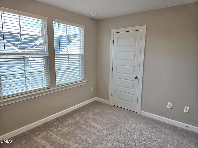 262 Pansy Park — Photo 10