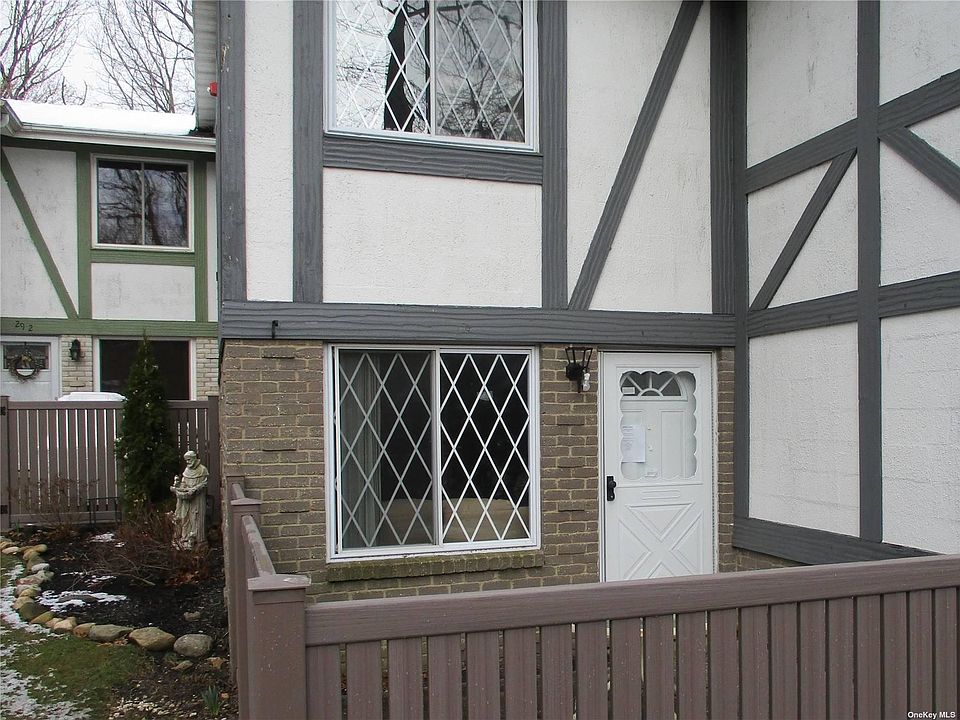 1st image of 294 Brettonwoods Dr #294