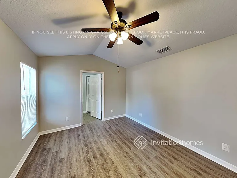 10303 Lakeside Vista Dr — Photo 11