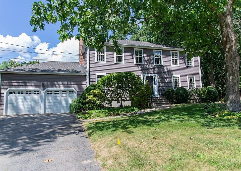 1st image of 3 Montauk Ave