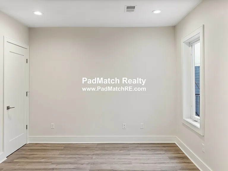 64 Chelsea St #1 — Photo 8