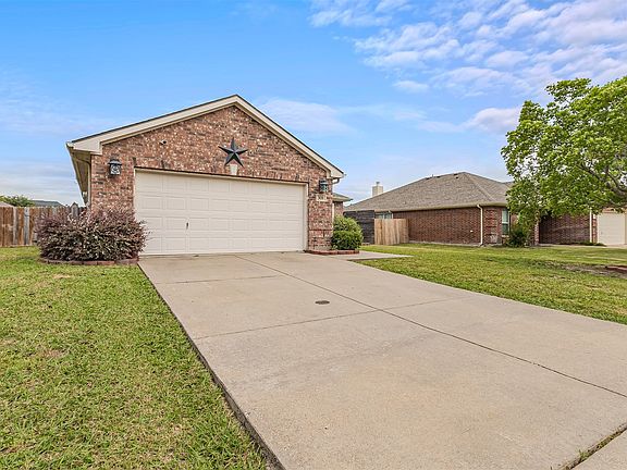 5th image of 308 Long Prairie Dr