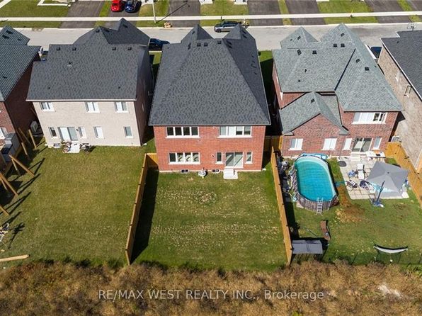 1221 Corby Way, Innisfil, ON L9S 0R3