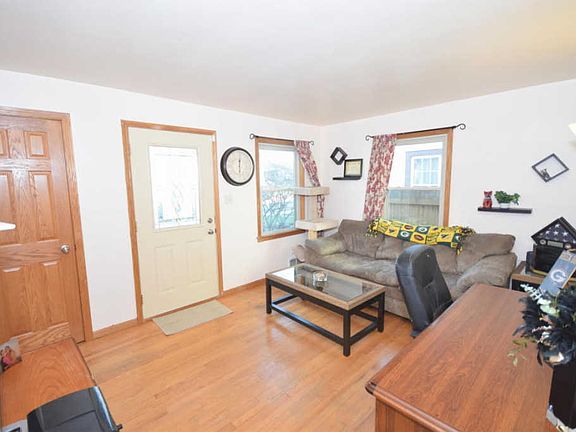 2nd image of 3805 E Munkwitz Ave