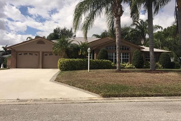 Home For Sale In Oleander Pines