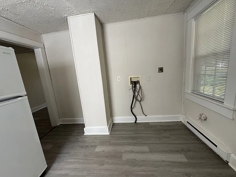 516 Wyne Dr — Photo 10