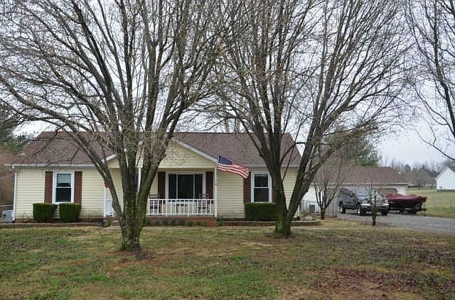 1st image of 3522 Halleys Dr