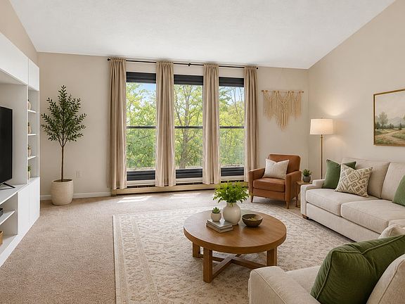 4th image of 83 Bismark Street #83