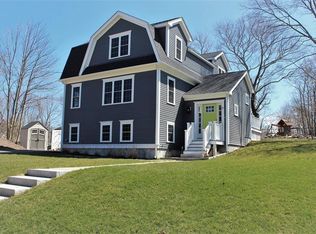 87 Canterbury St, Hingham, MA 02043