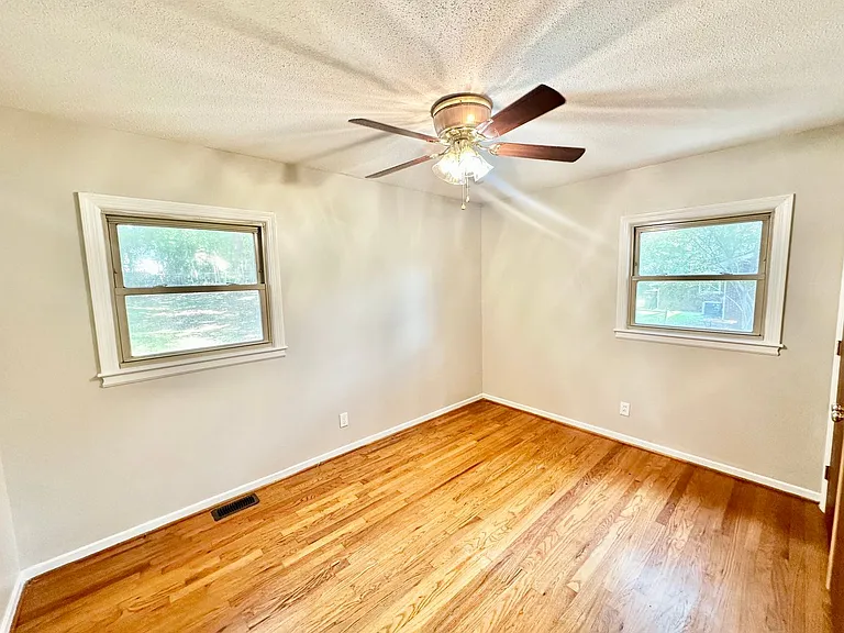1644 Nicholson Ave — Photo 12
