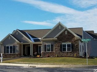 100 Woods Edge Dr, Hummelstown, PA 17036